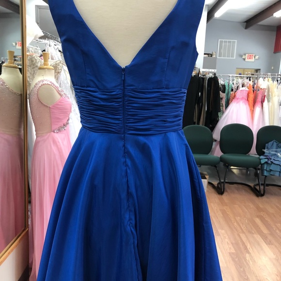 Royal Blue formal dress by Milano size 8 NWT - Picture 3 of 7